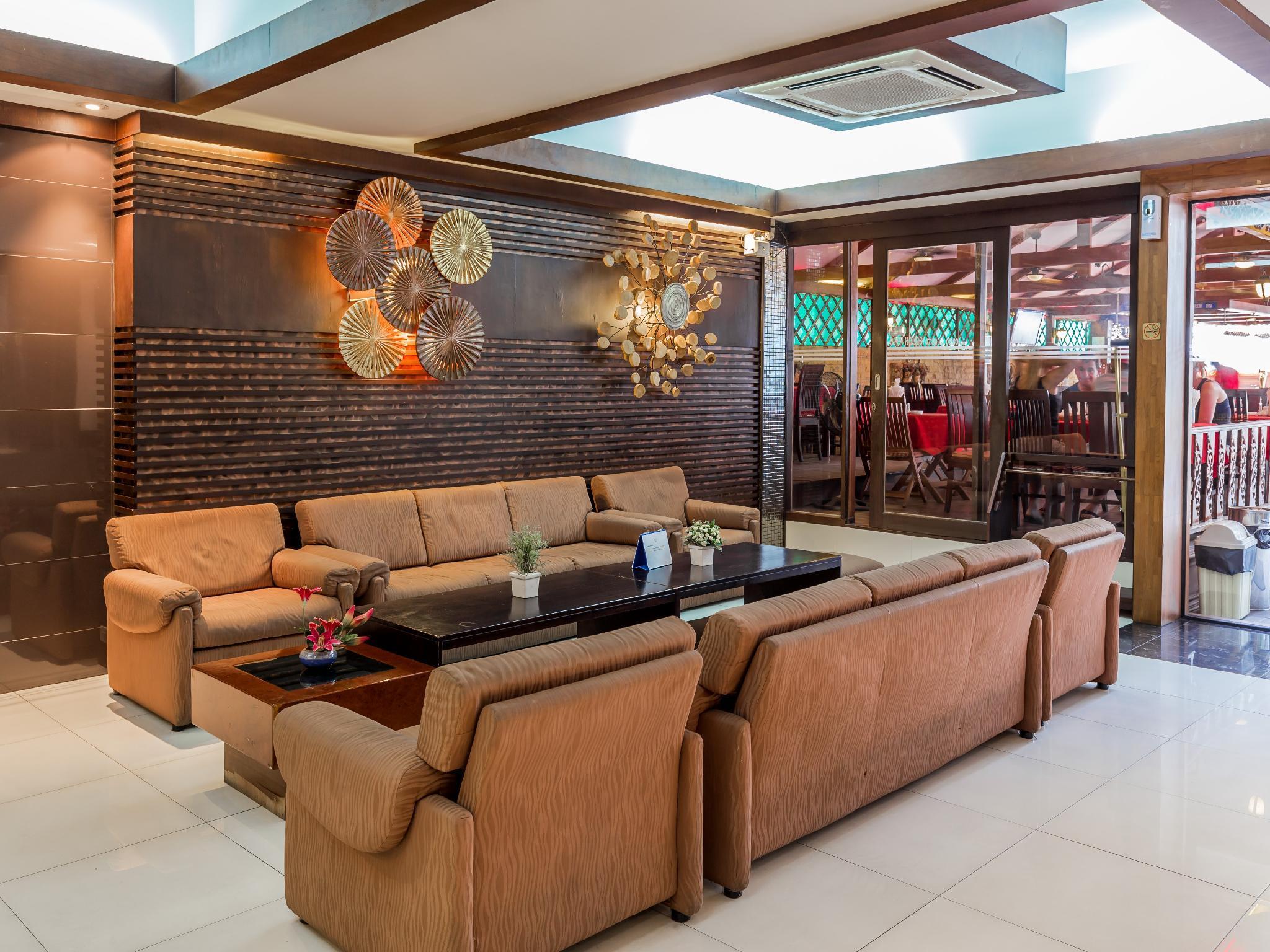 Inn House- Sha Extra Plus Паттайя Экстерьер фото